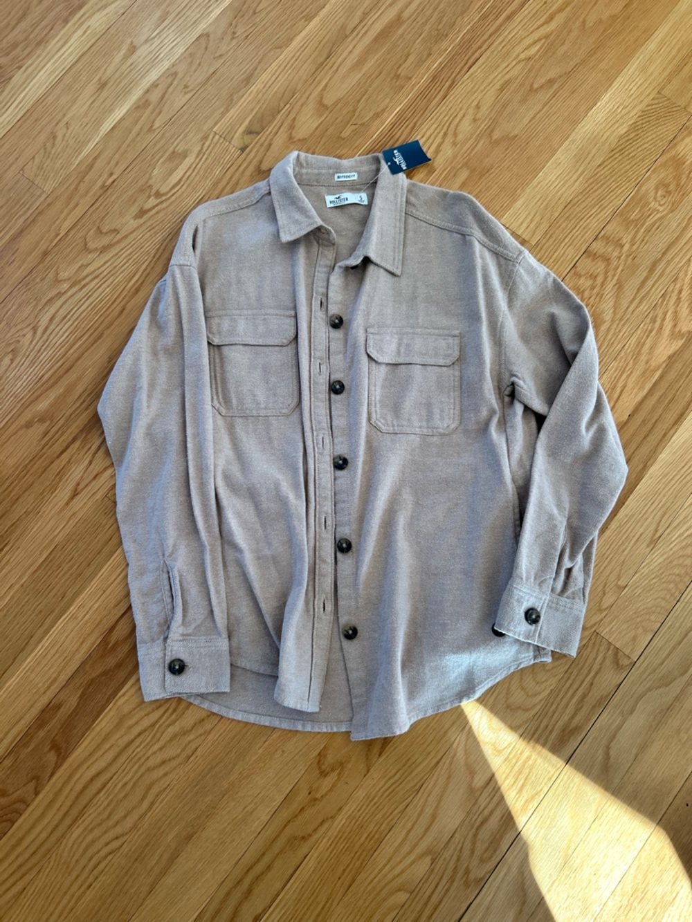 Hollister Cream-Tan Boyfriend Collared Shacket